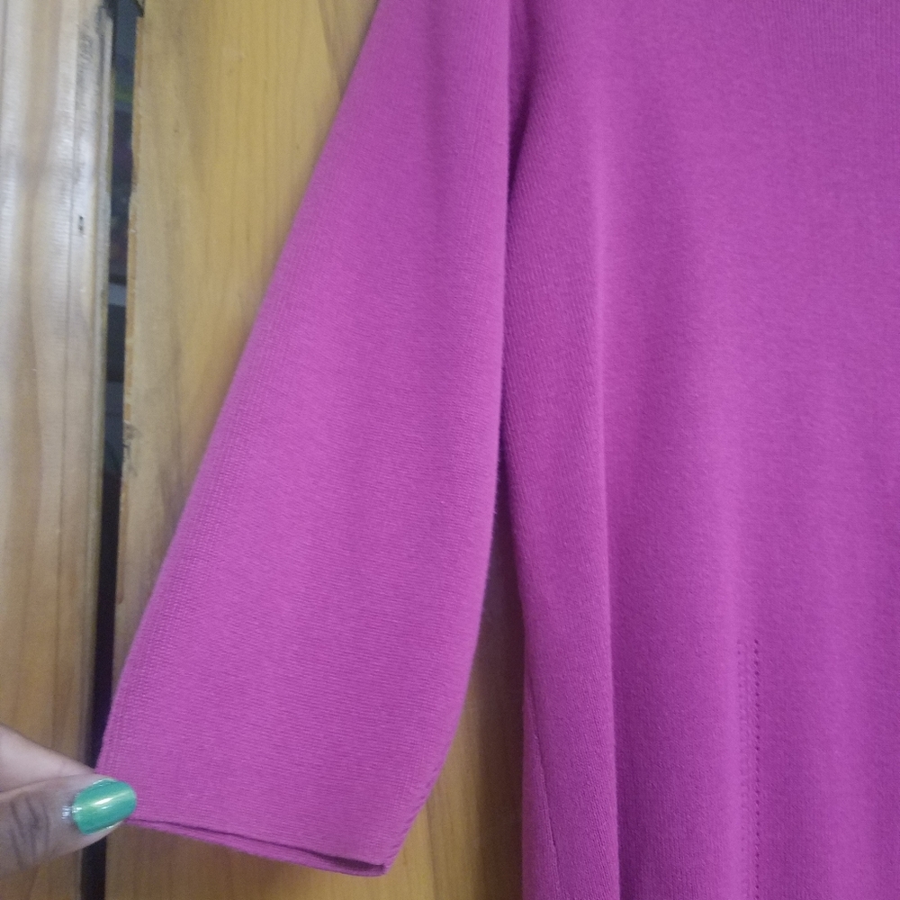 Sweater - Picture 4 of 4